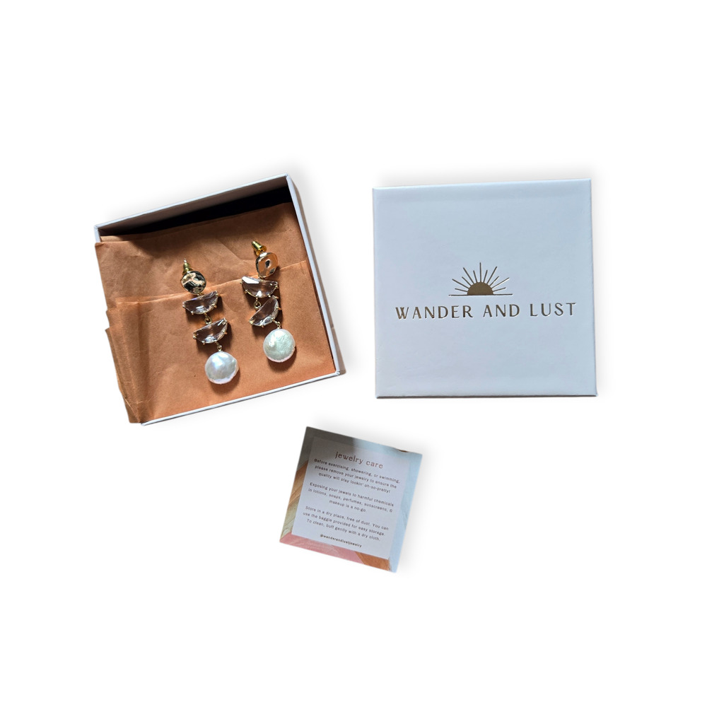 Wander and Lust‎ Wren Freshwater Pearl Earrings in Gold - Picture 3 of 4